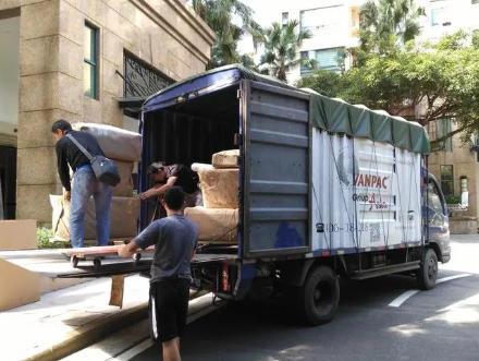 HK移民搬家應如何開始準備？有哪些必要步驟？